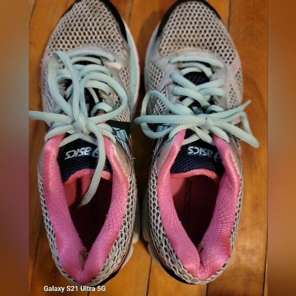 ASICS tennis shoes sz 6.5 - Picture 5 of 7